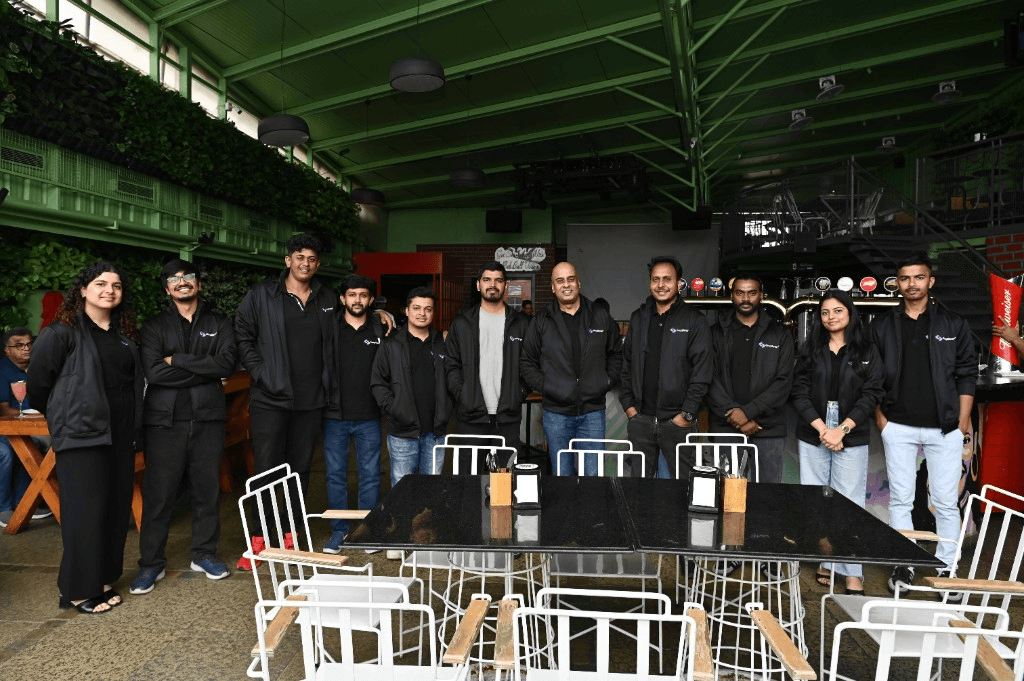 Simplileap team outing at a restaurant